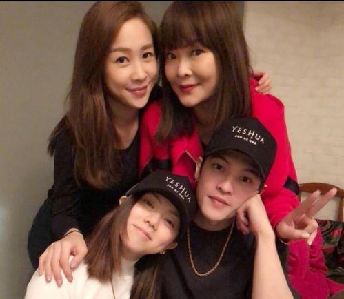 邓紫棋探病外公爆料视频,温馨互动曝光